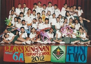 My primary school class photo i was 6A